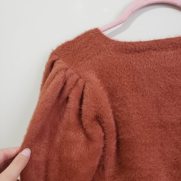 ASTR the label fuzzy square neck cropped sweater - Picture 7 of 7